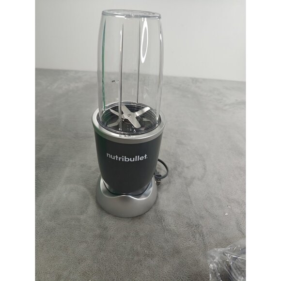 NutriBullet Nutrition Extractor Blender Juicer, 600 Watt Brand Open Box Complet - Picture 6 of 8